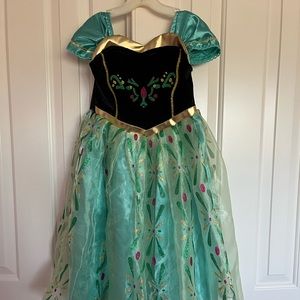 Anna (Frozen) costume/dress, size 120 (ages 3-4)